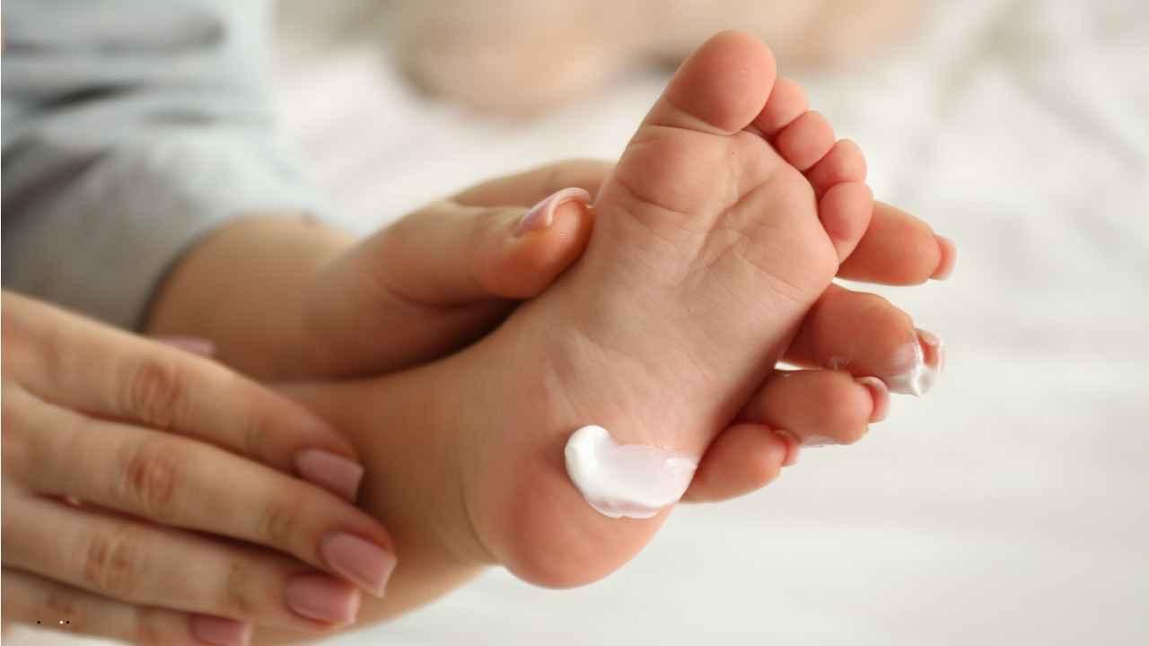 গরমে বাচ্চাদের জন্য কোন লোশন ভালো